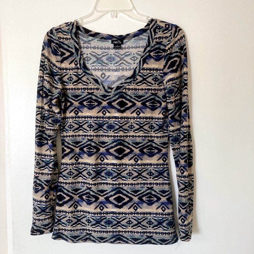 Rue21 Tribal Pattern V Neck Long Sleeve Shirt